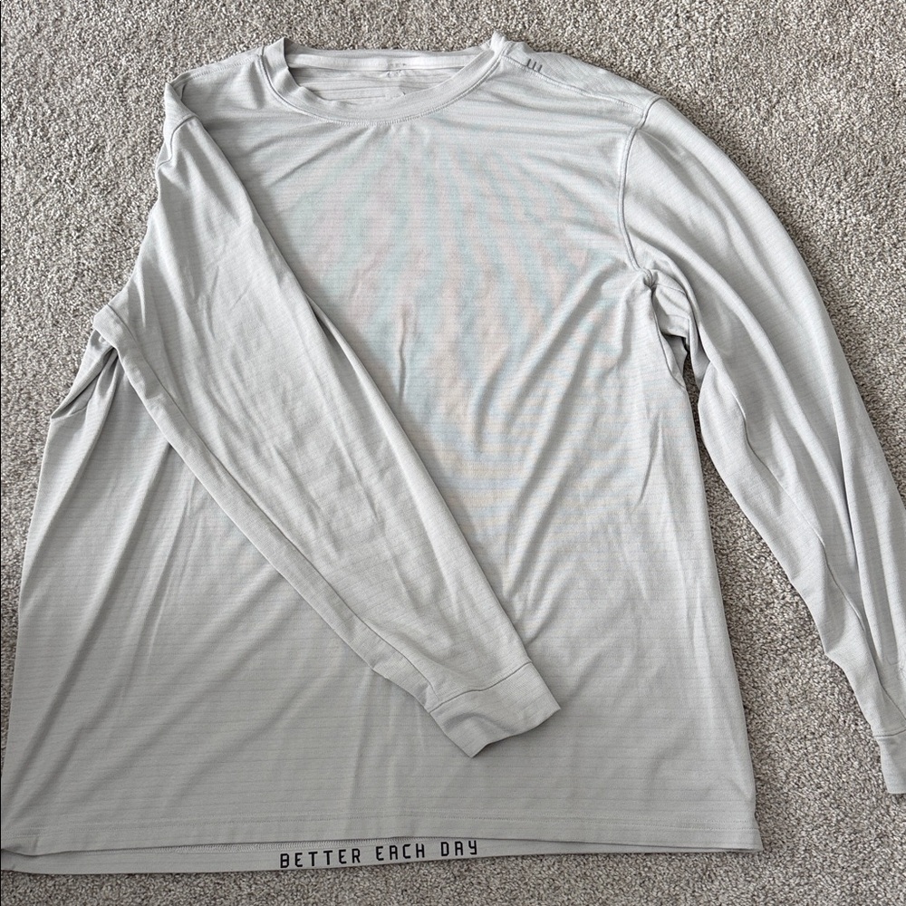 lululemon athletica license to train Light Gray Long Sleeve Tee